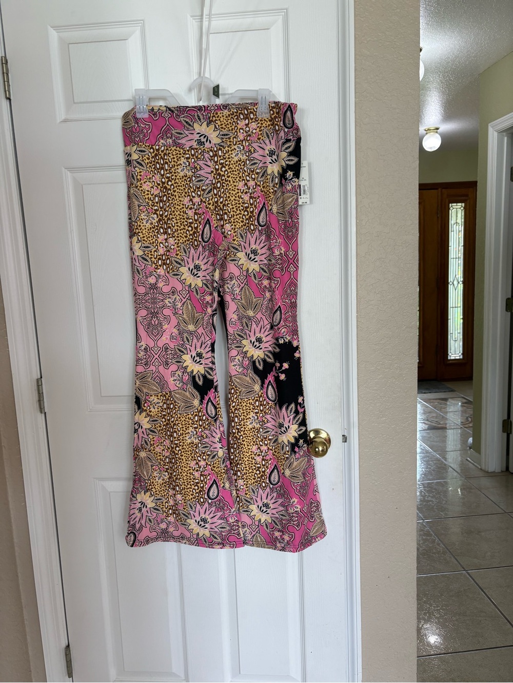 No Boundaries Girls Pink Leopard Floral Flare Pants XXL 19 NWT